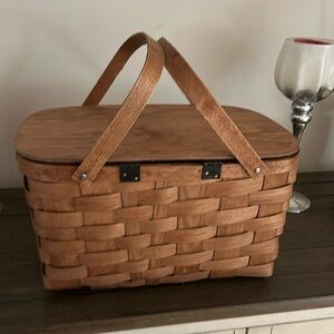 Picnic Basketville vintage